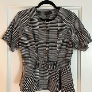 Gracia Plaid Short Sleeve Zip up Jacket